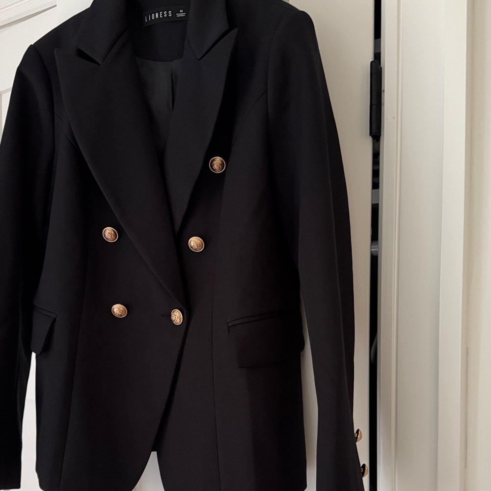 Lioness Captains Blazer - Picture 5 of 6